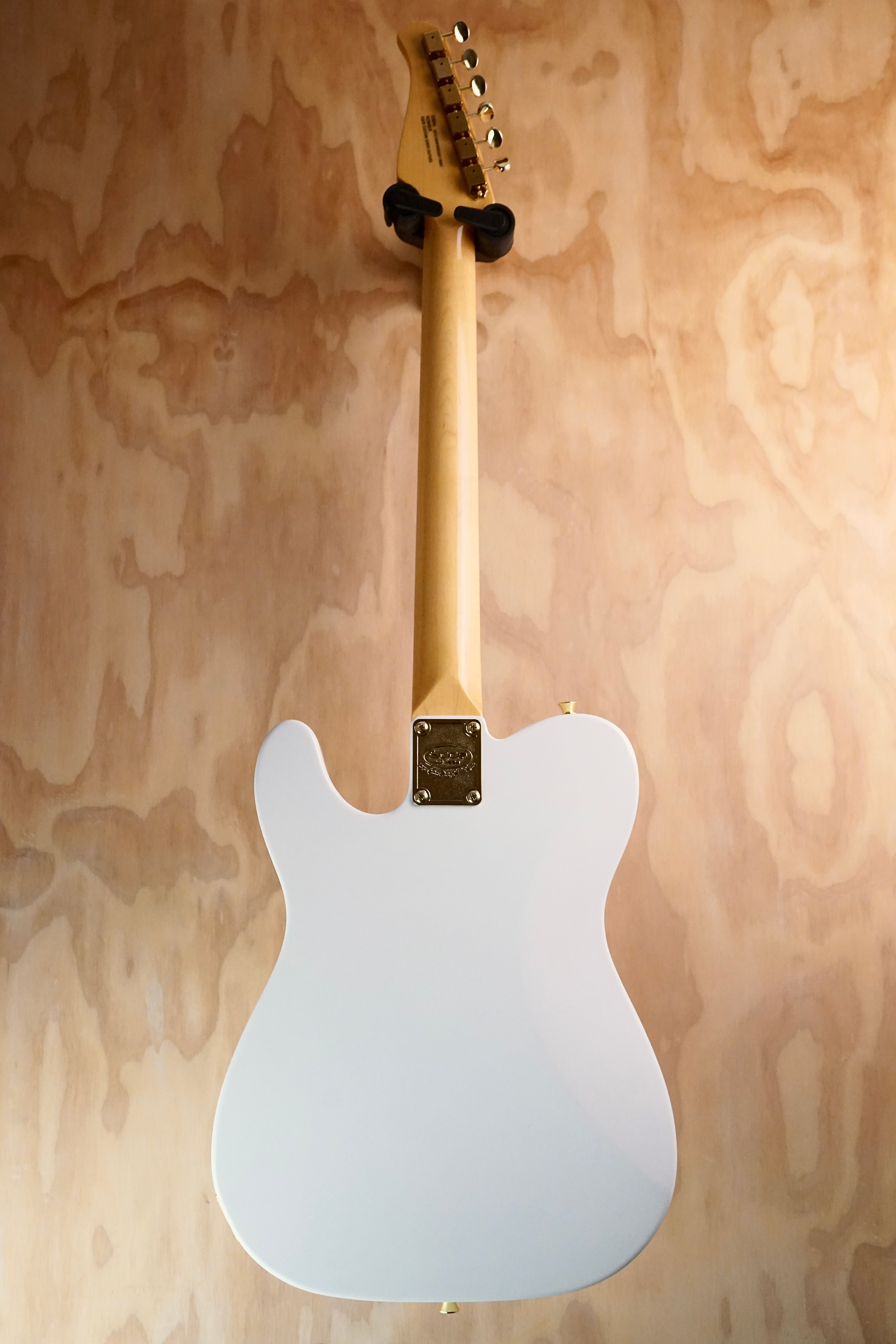 SQOE SETL1000 T-Style Electric Guitar In White With Tremolo - Fair Deal Music