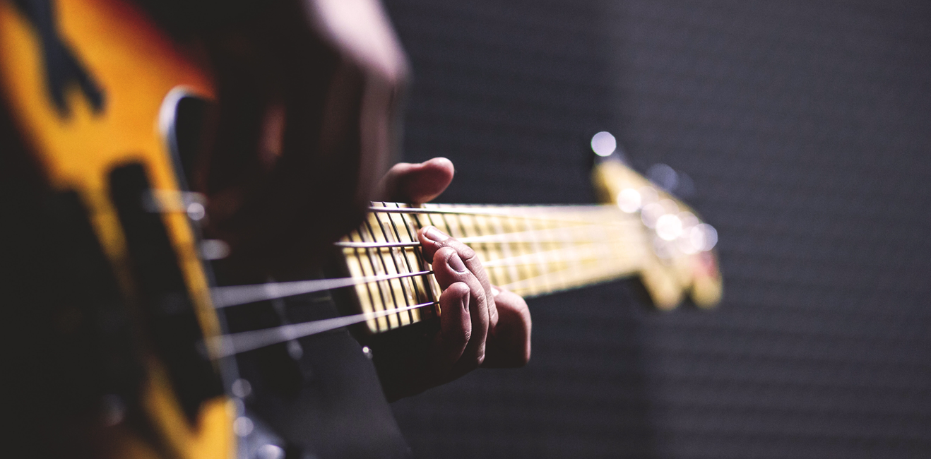 Top 10 tips for buying a Bass Guitar - a beginner's guide