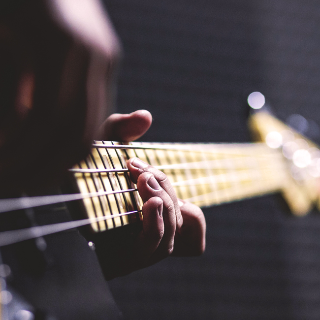 Top 10 tips for buying a Bass Guitar - a beginner's guide