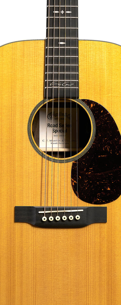 embargo 2pm, 25 September Martin 000-13E Eric Clapton Natural Electro-Acoustic Guitar - Fair Deal Music