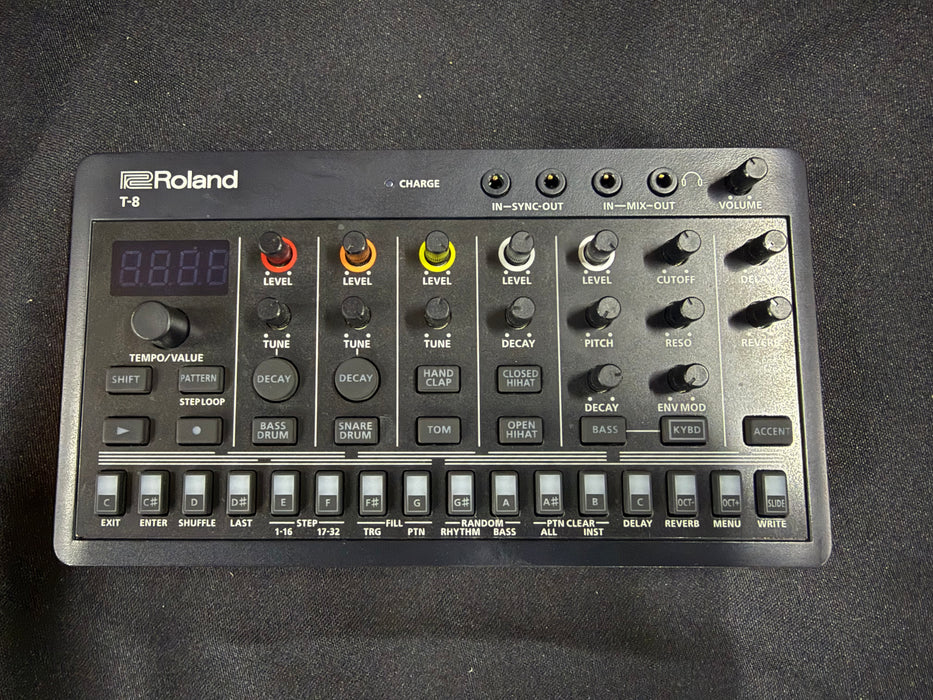 Roland Aira Compact T-8 Beat Machine, Nearly New