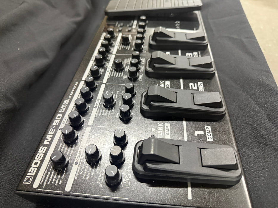 Boss ME-90 Guitar Multiple Effects Pedal, Nearly New