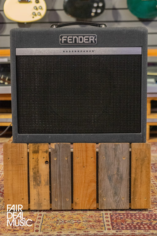 Fender Bassbreaker 15 Combo, USED - Fair Deal Music