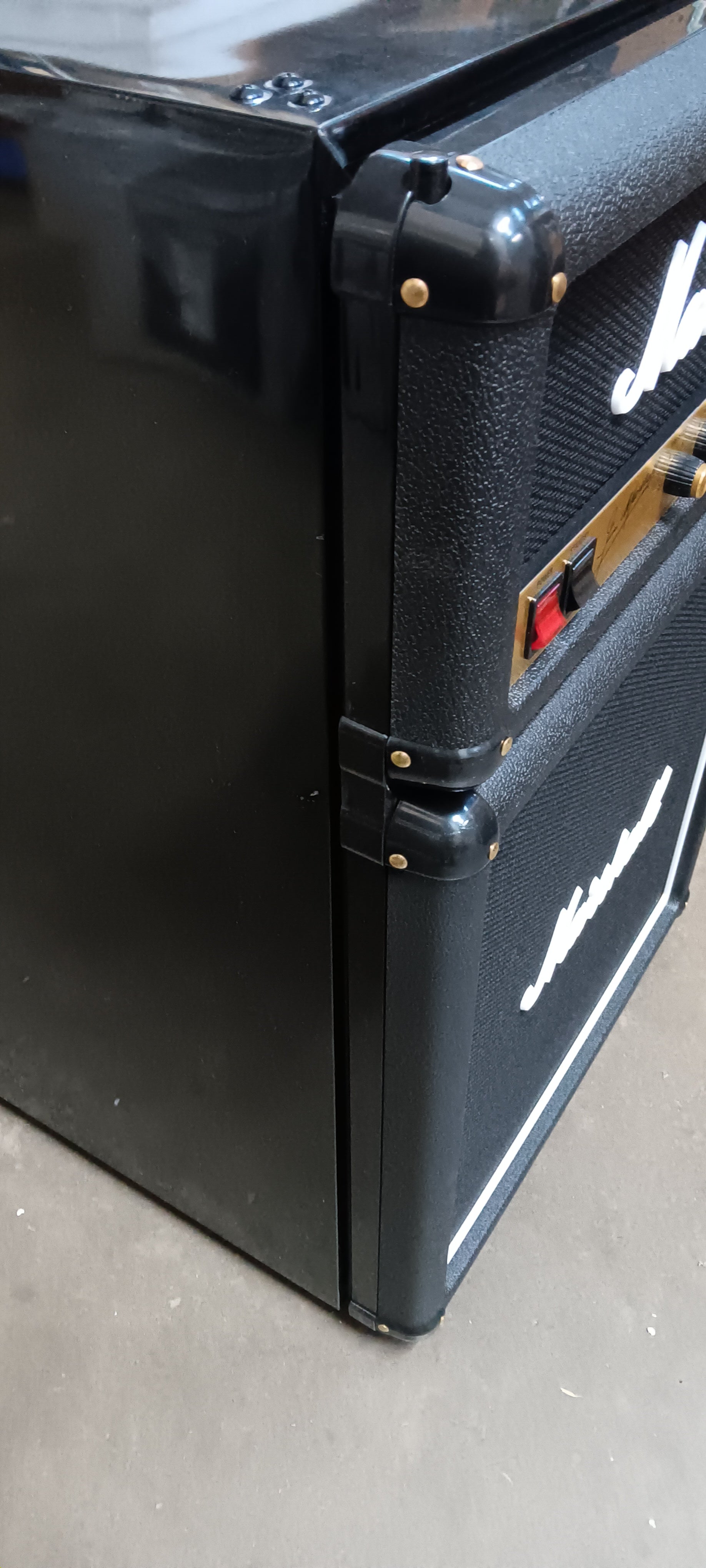 Marshall Fridge 4.4 With Freezer Compartment B-Stock  #1 - Fair Deal Music
