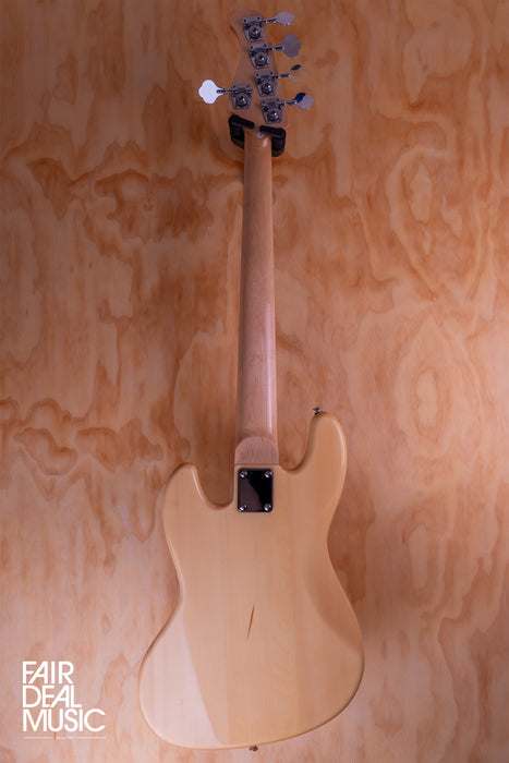 Arrow Bass 5 String - Fair Deal Music