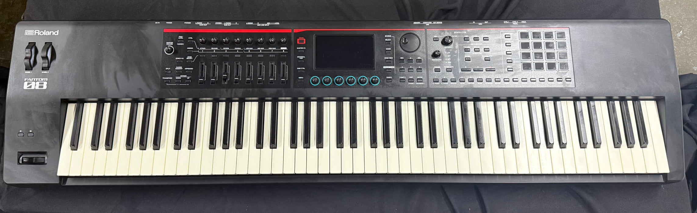 Roland FANTOM-08 Synthesizer Keyboard Workstation (88 keys), Used Z1N0773 - Fair Deal Music