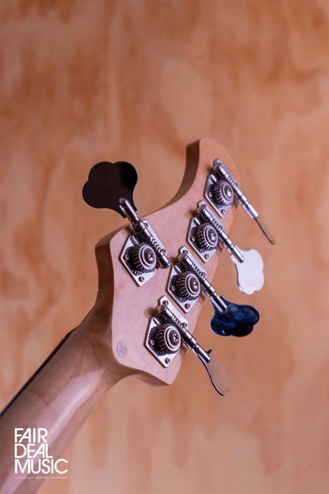Arrow Bass 5 String - Fair Deal Music