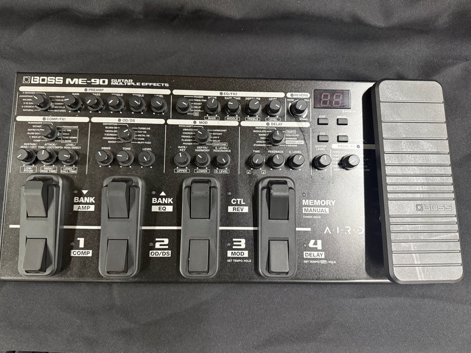 Boss ME-90 Guitar Multiple Effects Pedal, Nearly New