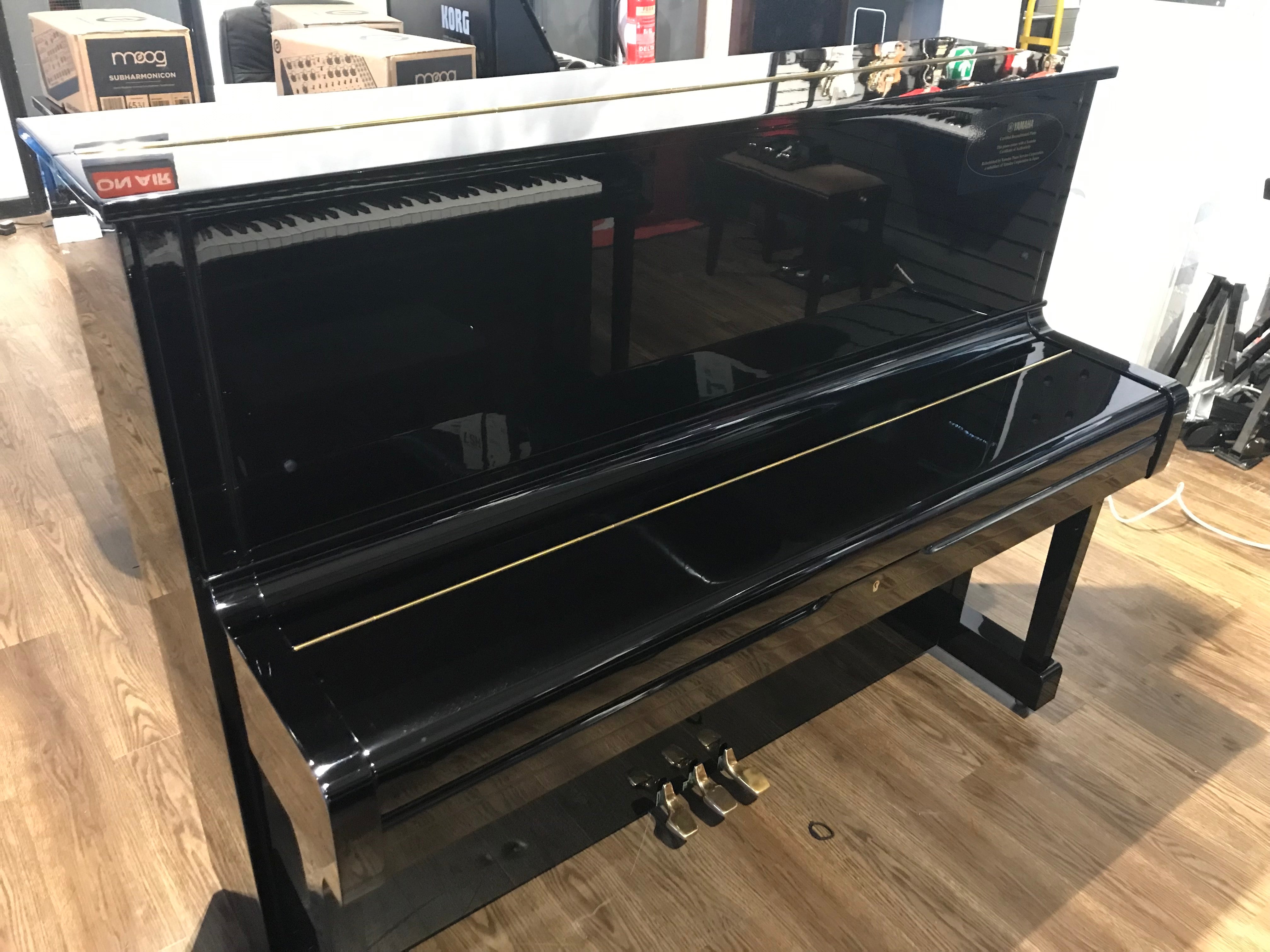 Yamaha U1 1975 Upright Piano Polished Ebony Serial No 2072807 (Used) - Fair Deal Music