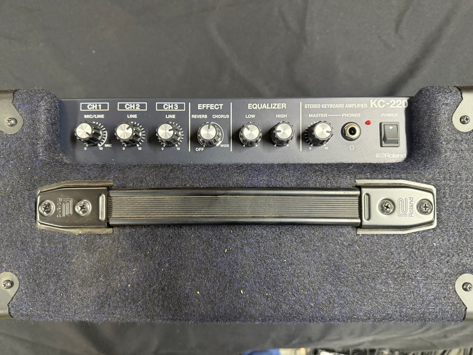 Roland KC-220 Stereo Keyboard Combo Amplifier - Battery or Mains (USED)
