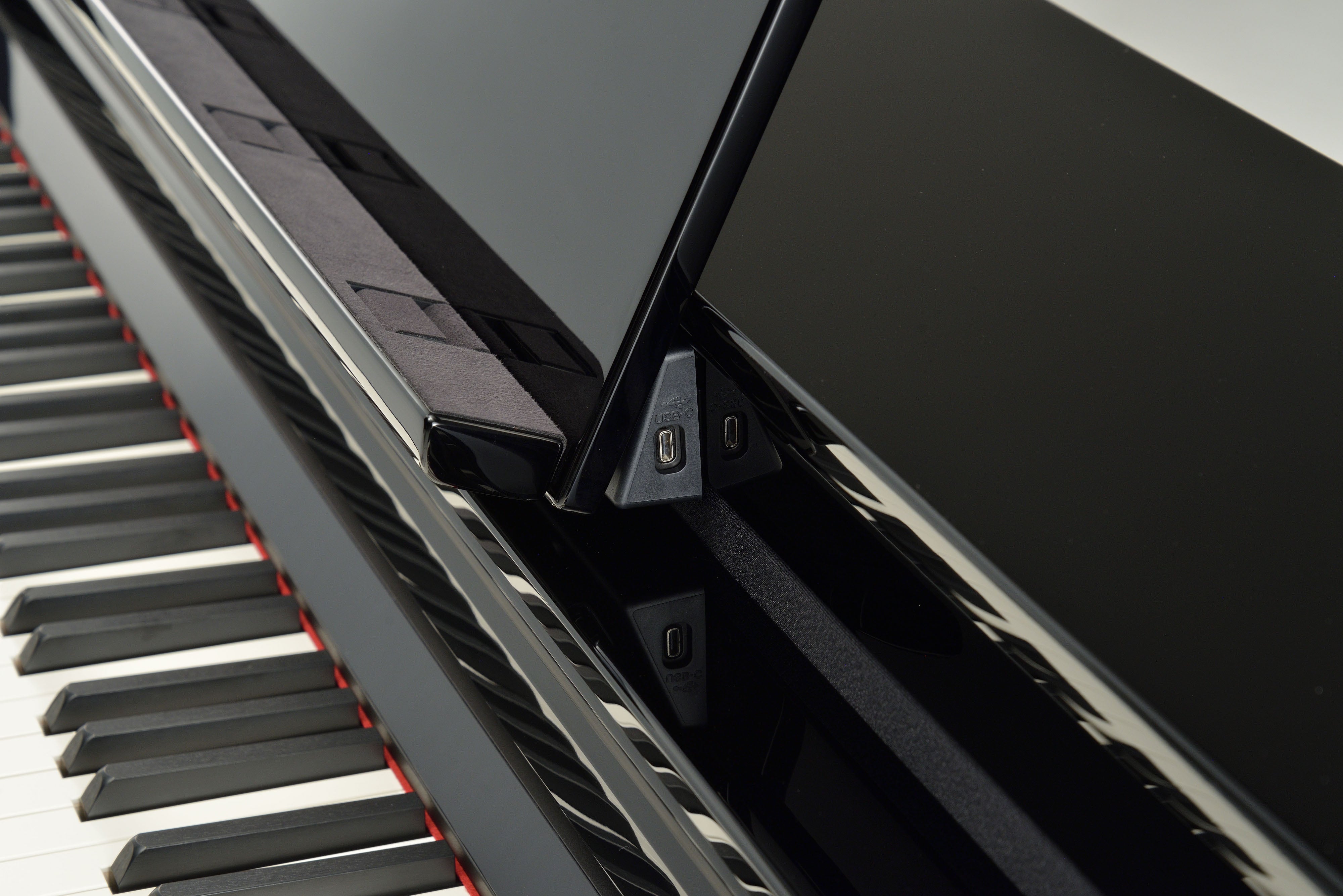 Yamaha CSP-275PE Clavinova Smart Piano Polished Ebony - Fair Deal Music