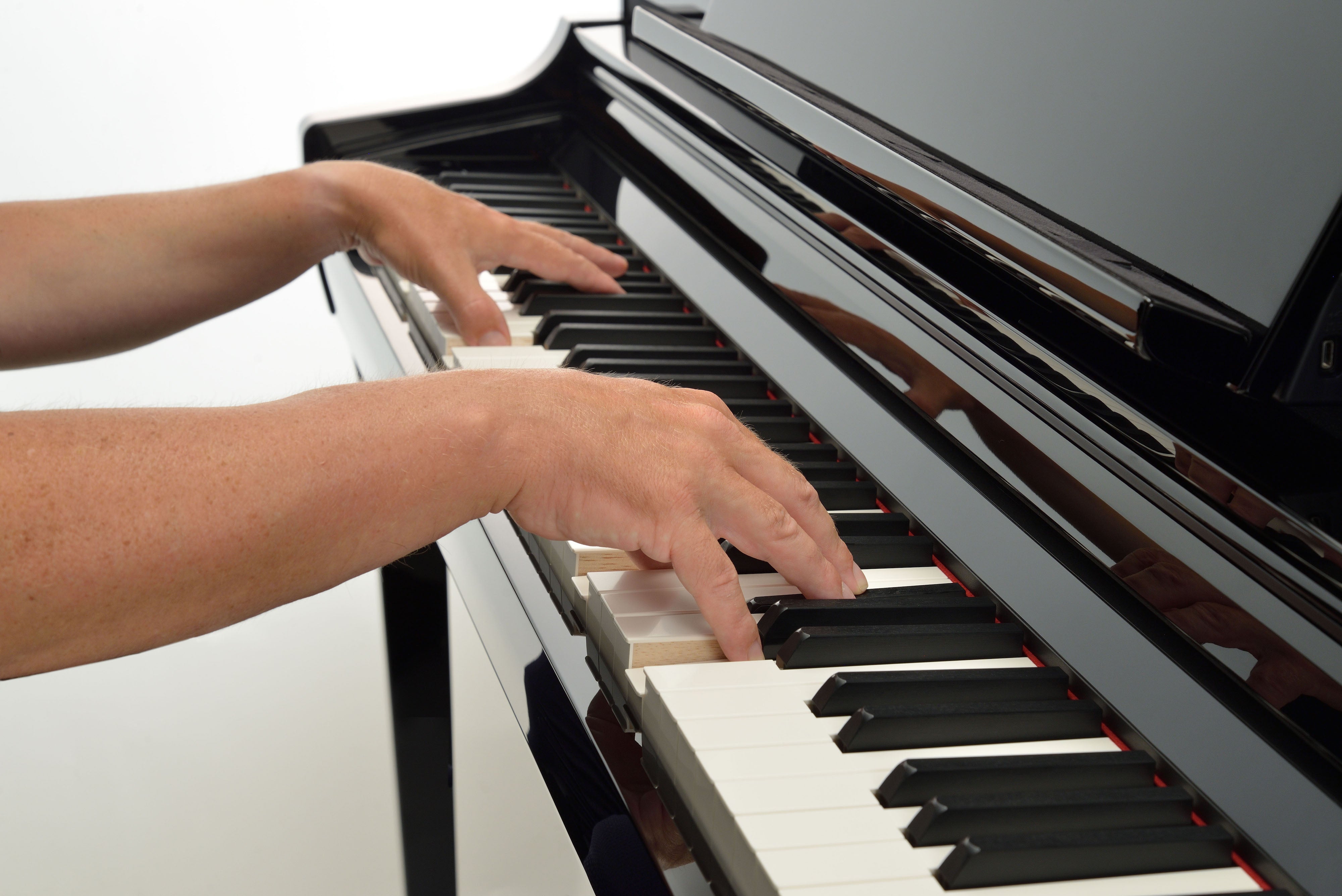 Yamaha CSP-275PE Clavinova Smart Piano Polished Ebony - Fair Deal Music