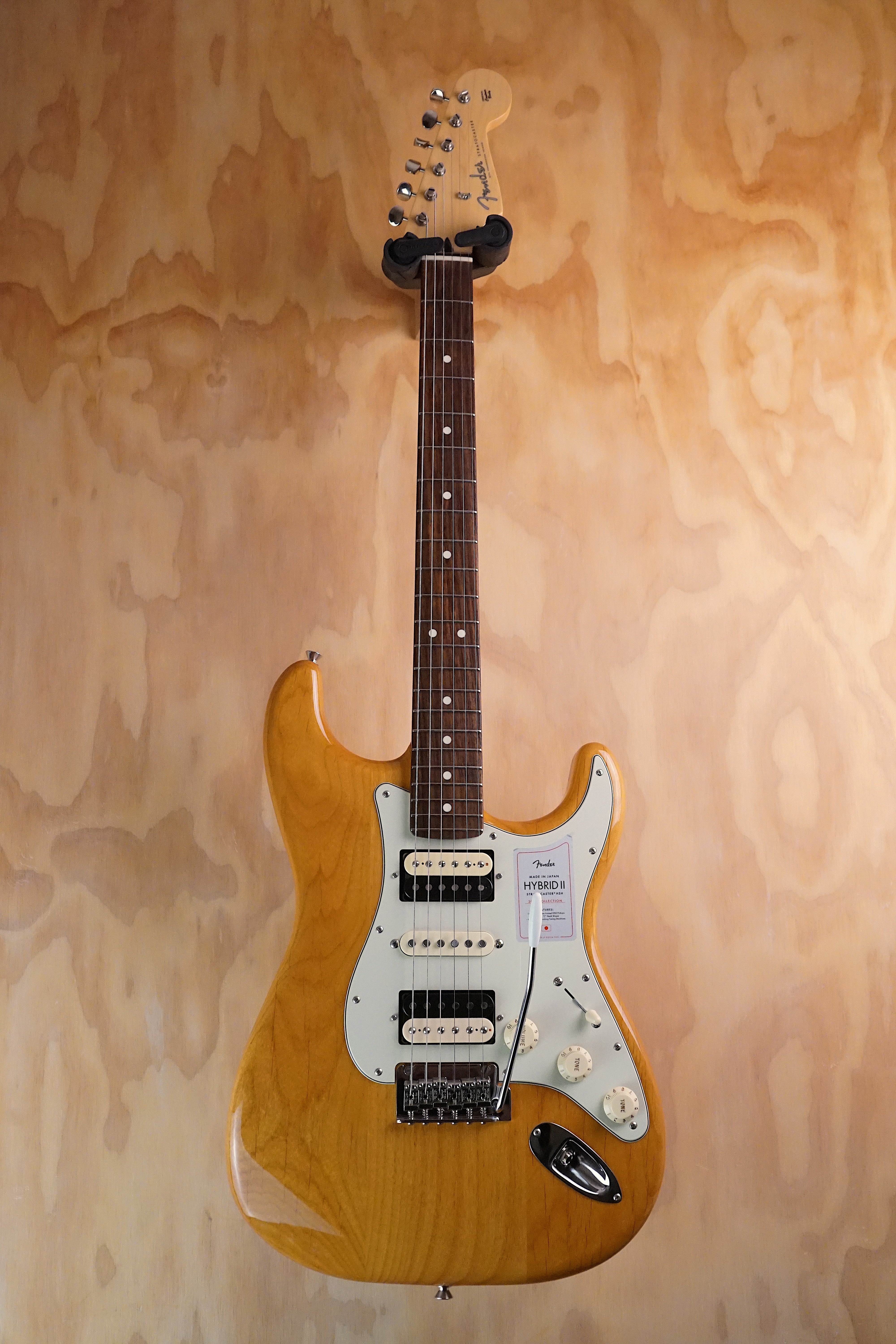 Fender 2024 Collection MIJ Hybrid II Stratocaster HSH Vintage Natural, (Used, Comm)