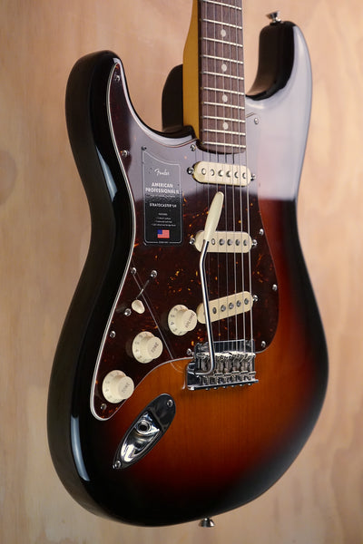 Fender American Professional II Stratocaster Left-Handed 3-Colour Sunburst, (Used, Comm)