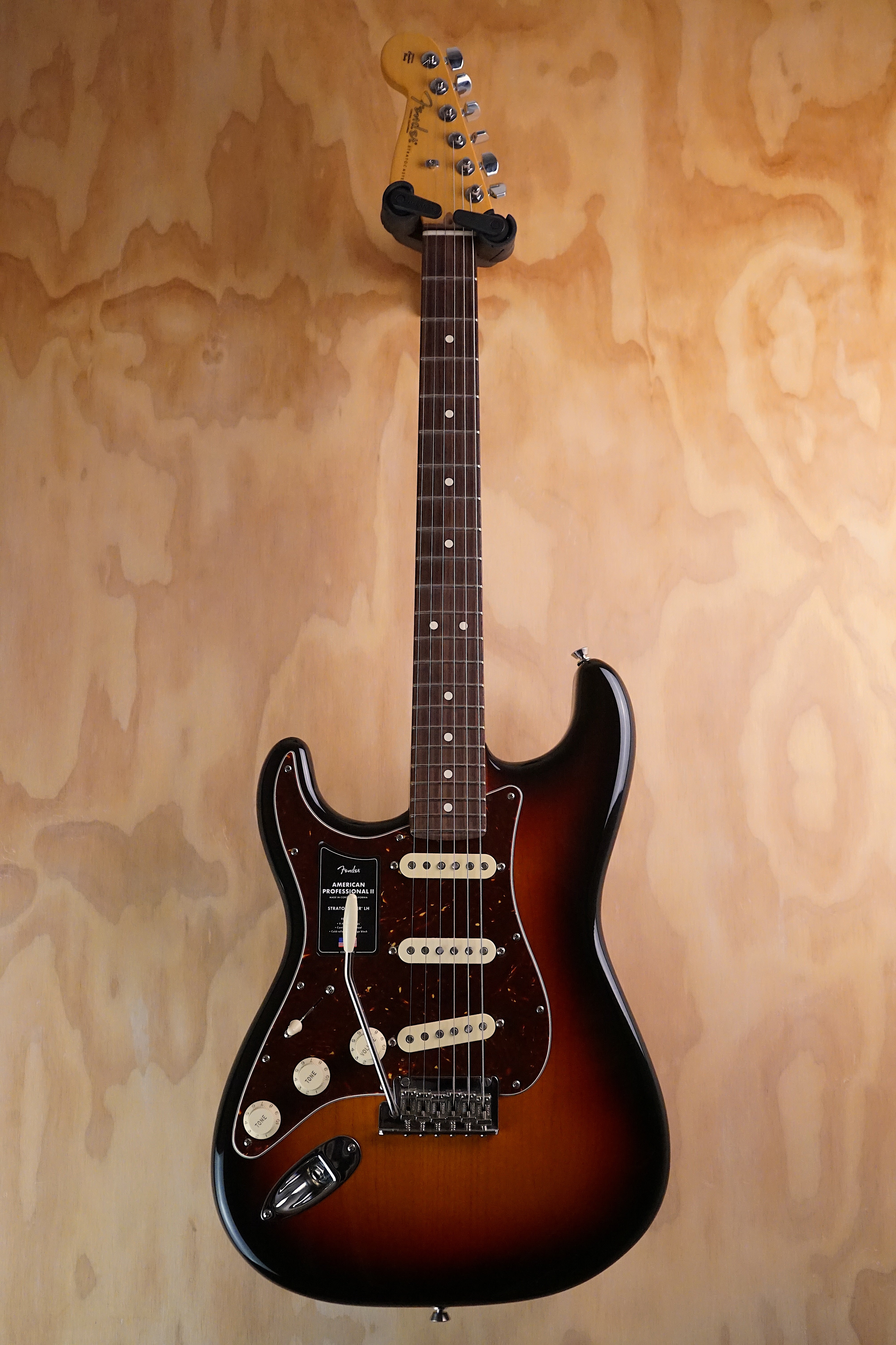 Fender American Professional II Stratocaster Left-Handed 3-Colour Sunburst, (Used, Comm)