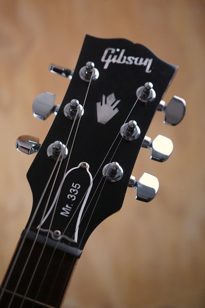 2005 Gibson Custom Shop Larry Carlton ES-335 “Mr. 335” Vintage Burst, (Used, Comm)