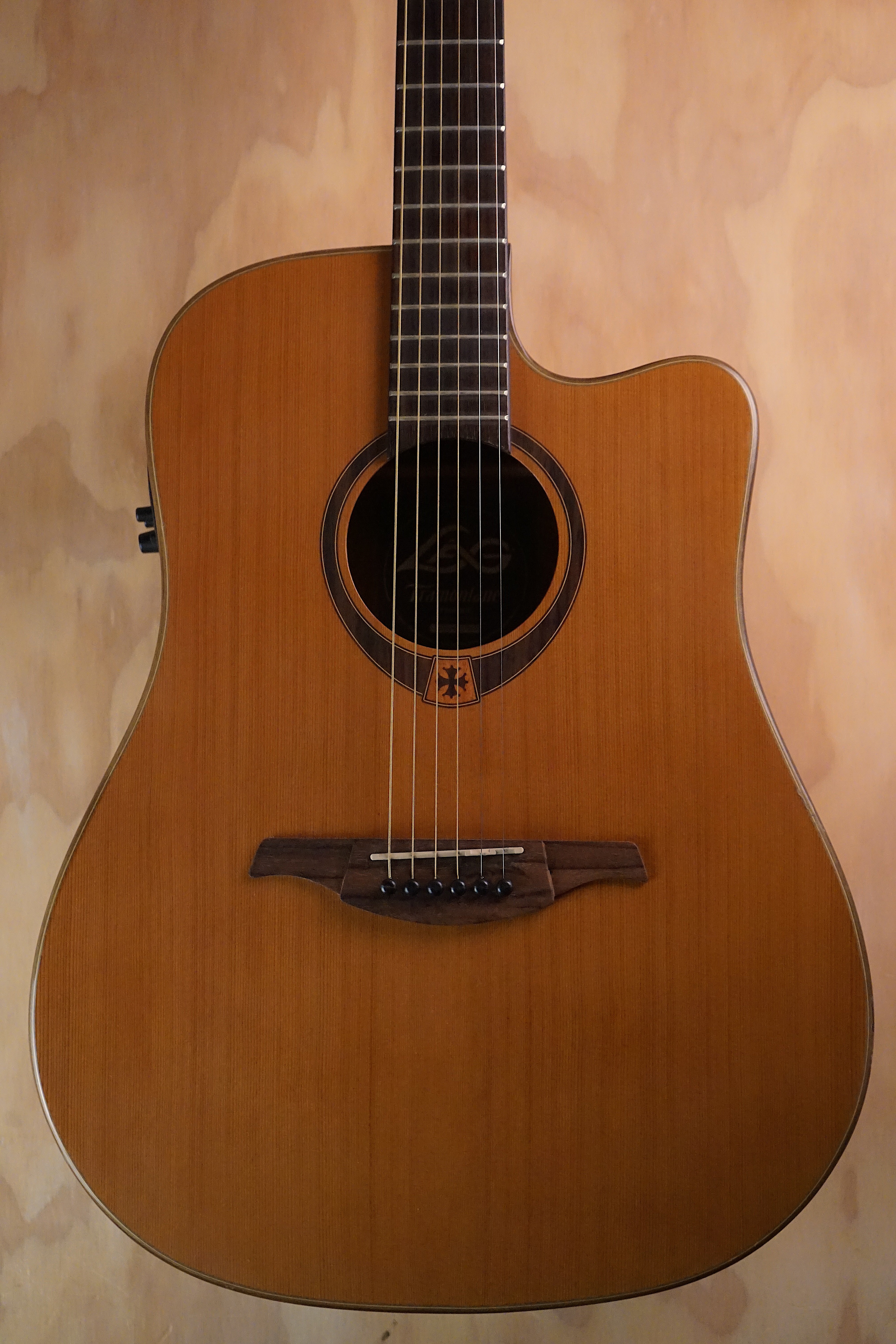 LAG T200DCE Tramontane 200 Dreadnought Electro Acoustic, (Used)