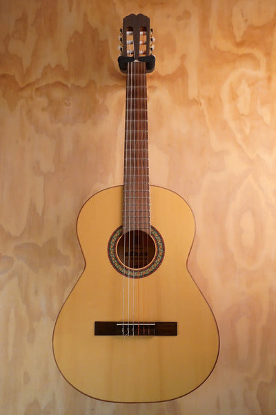 Admira Flamenco Artesania, (Used)