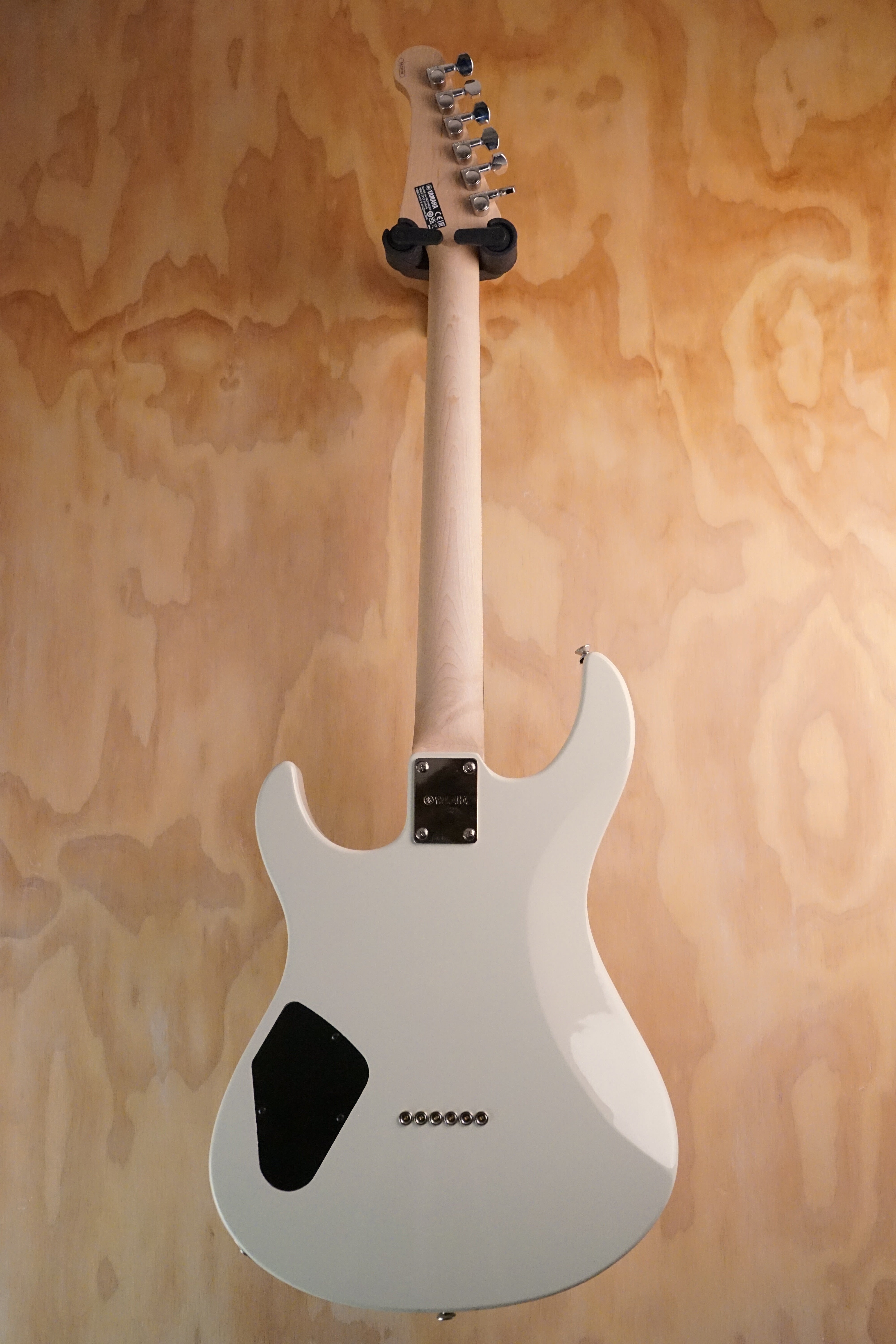 Yamaha PAC311H Pacifica Vintage White, (Used)