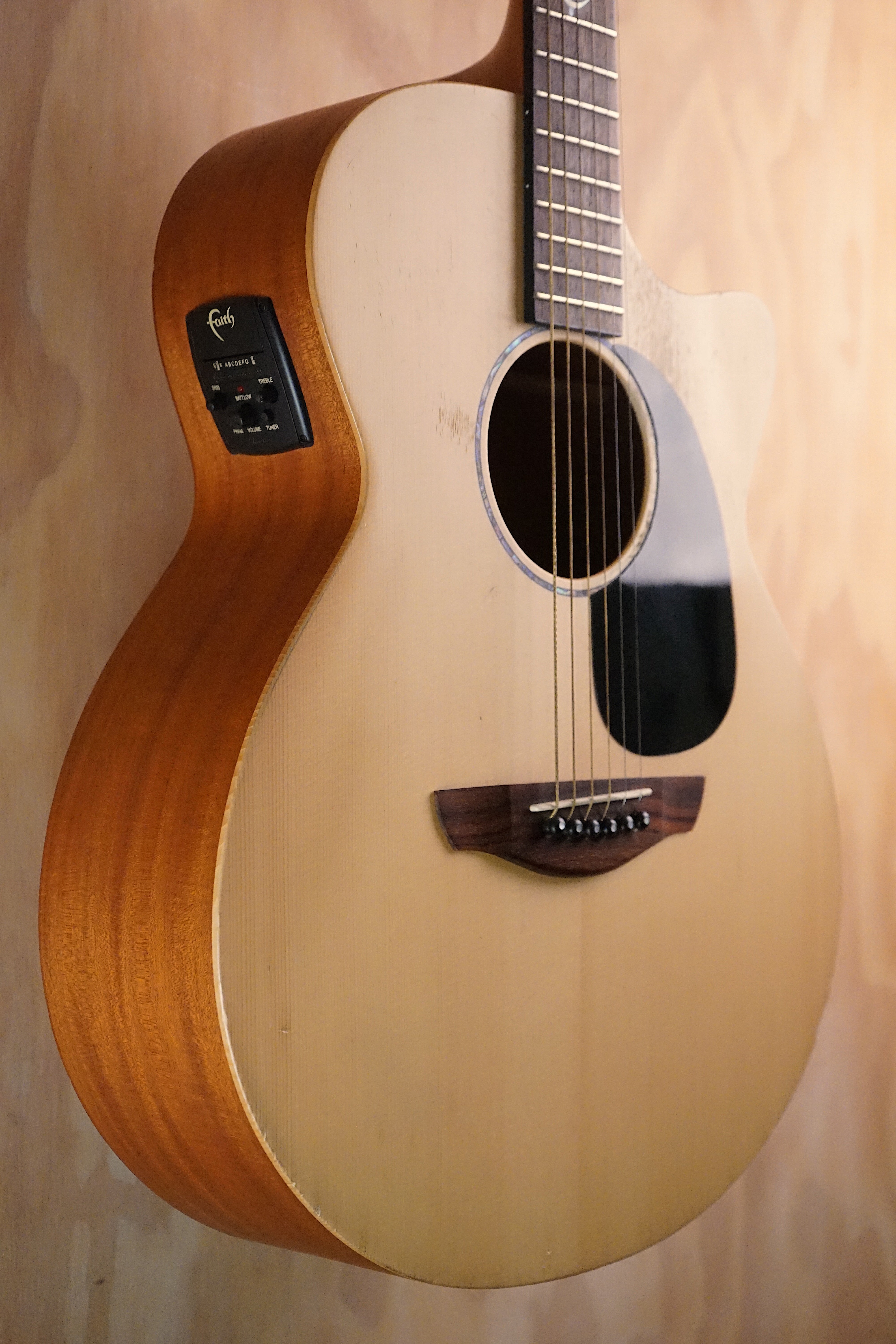 Faith FKV Naked Venus Cutaway Electro-Acoustic Guitar, (Used)