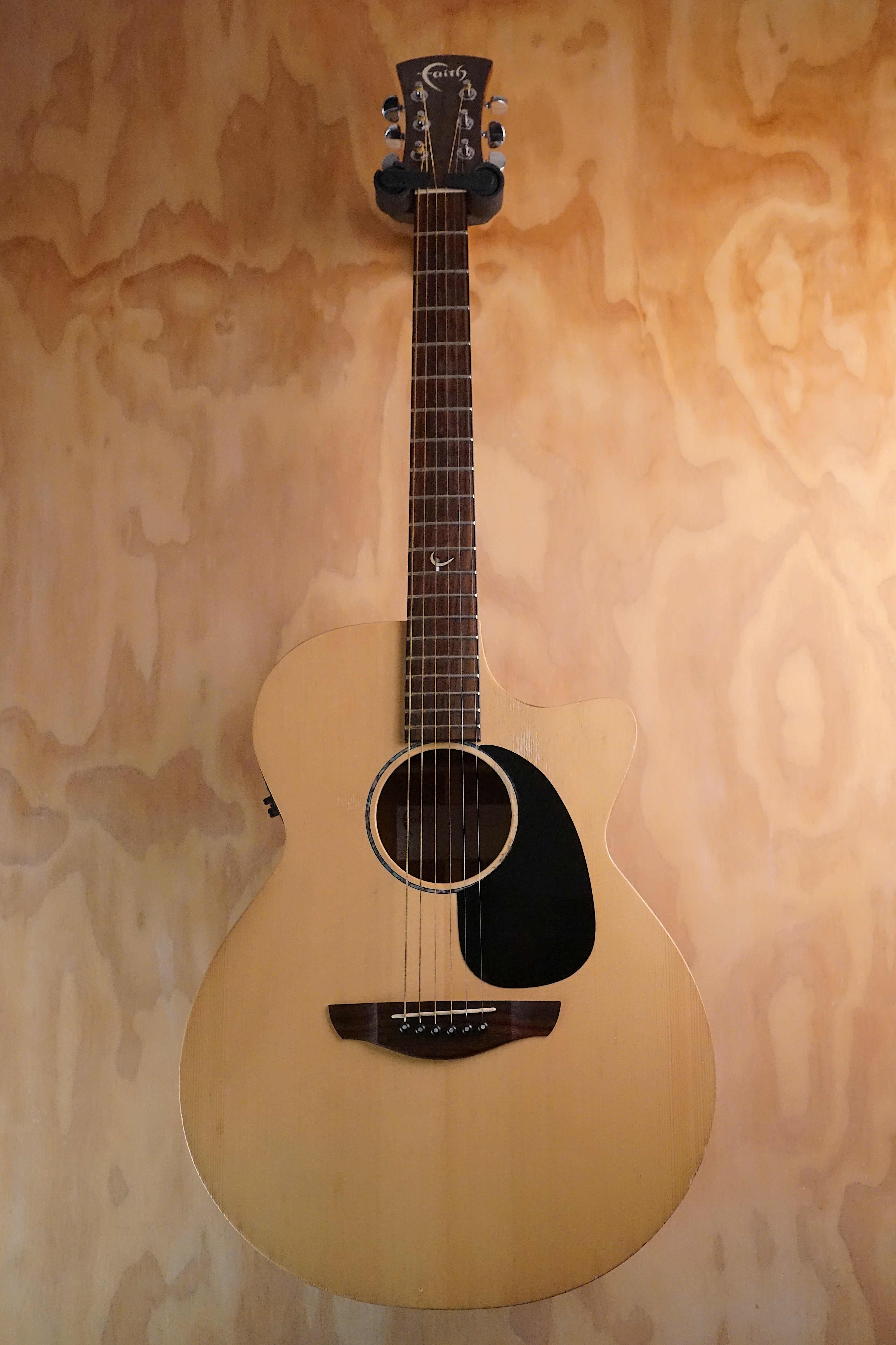 Faith FKV Naked Venus Cutaway Electro-Acoustic Guitar, (Used)