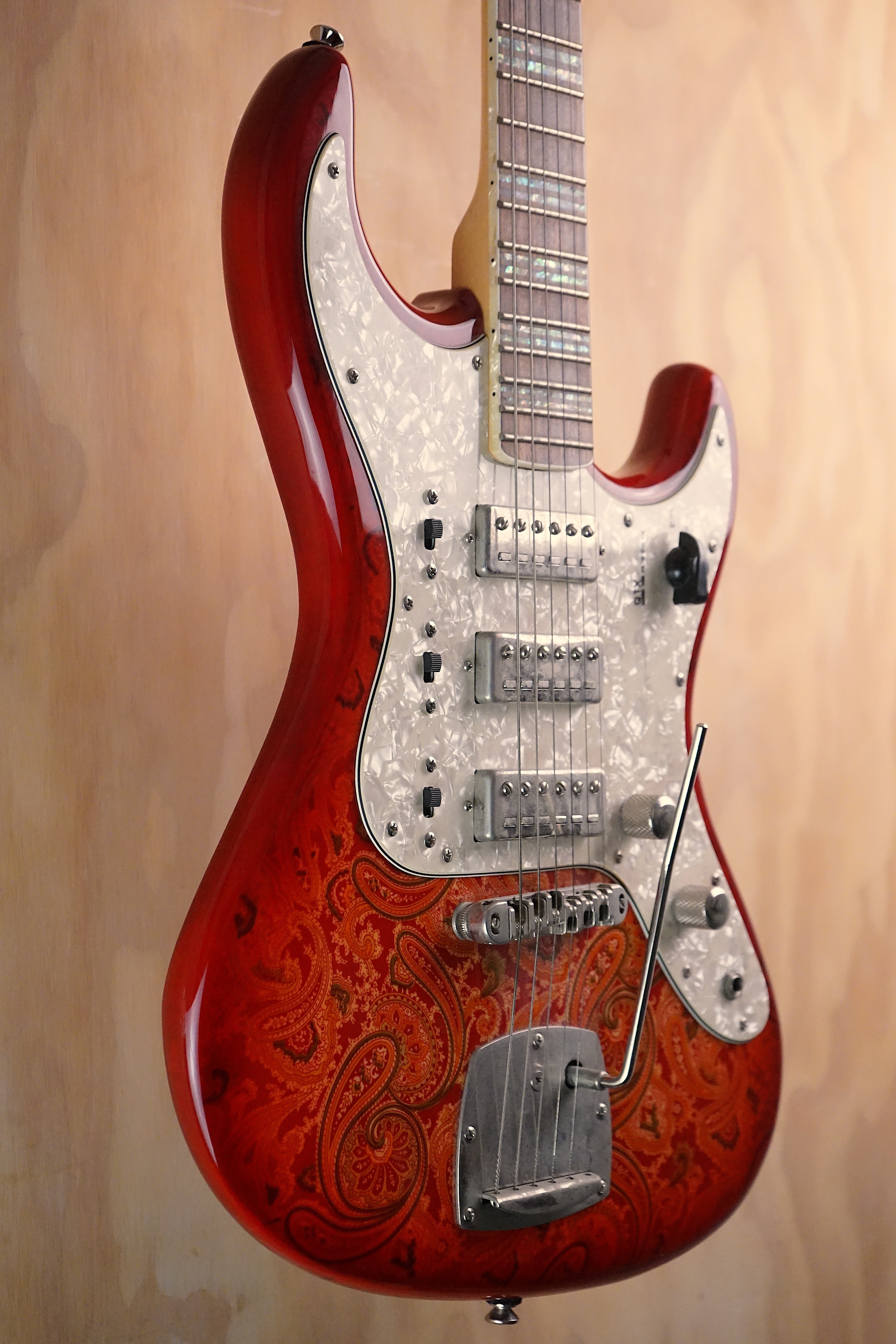 Hutchins Fury Red Paisley, (Used)