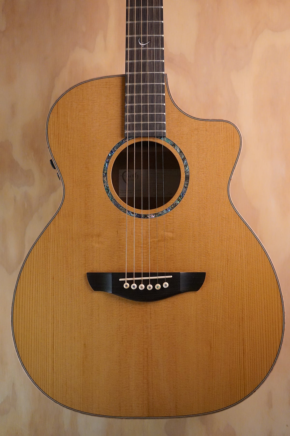 Faith PJE FG1HCE Legacy Earth Mahogany Cutaway Electro Acoustic, (Used)
