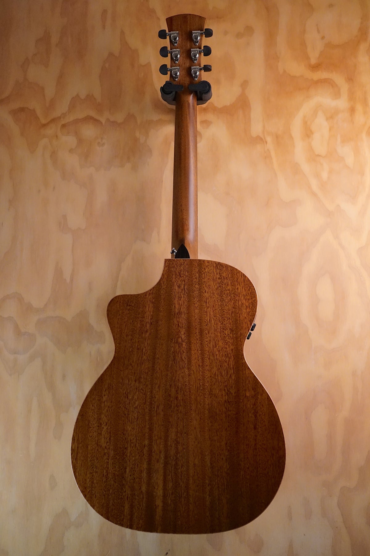 Faith PJE FG1HCE Legacy Earth Mahogany Cutaway Electro Acoustic, (Used)