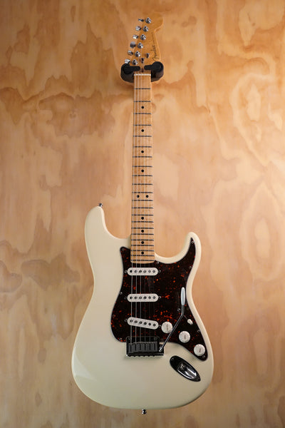 1994 Fender Custom Shop American Classic Stratocaster Olympic White, (Used, Comm)