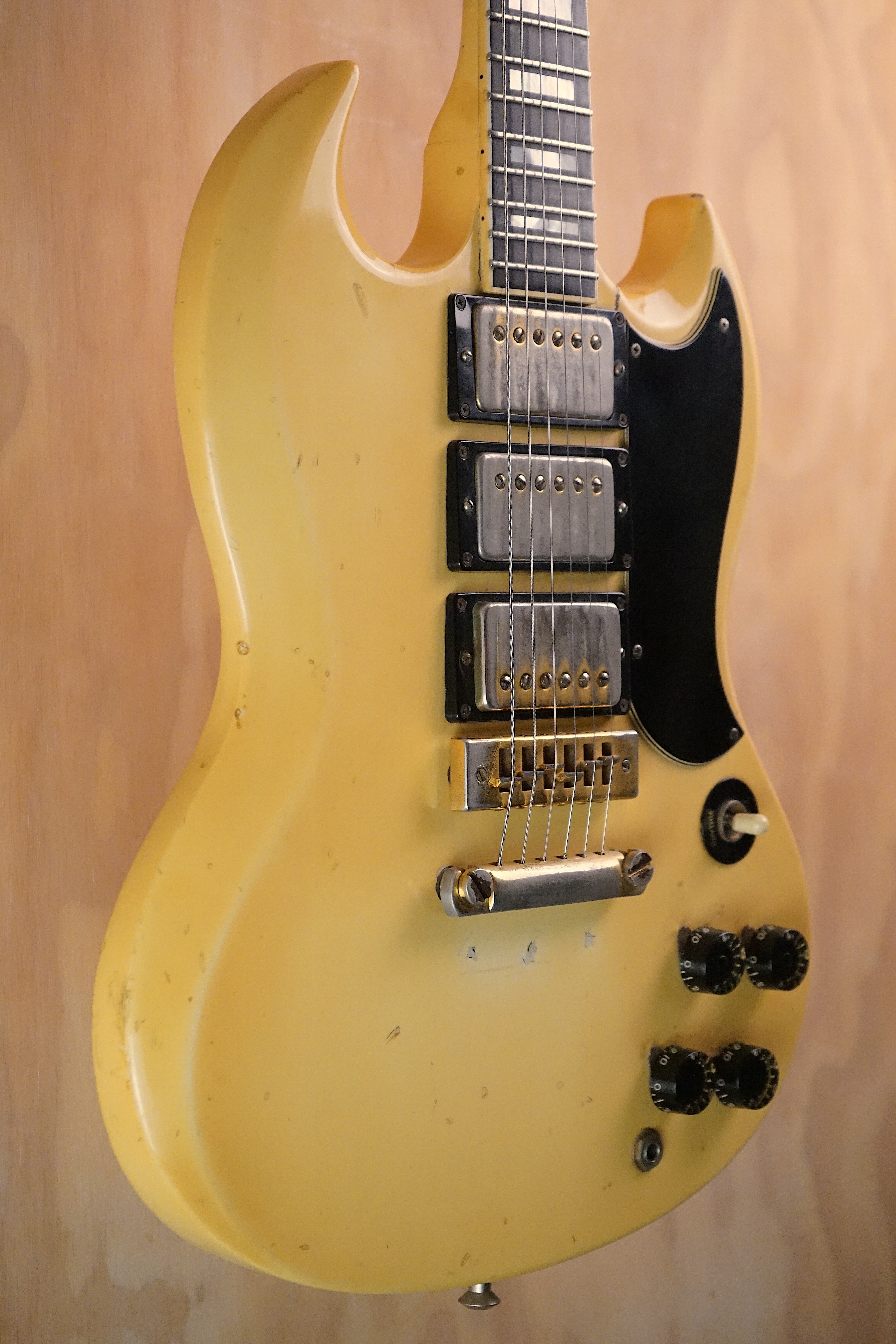 1974 Gibson SG Custom White, (Used, Comm)