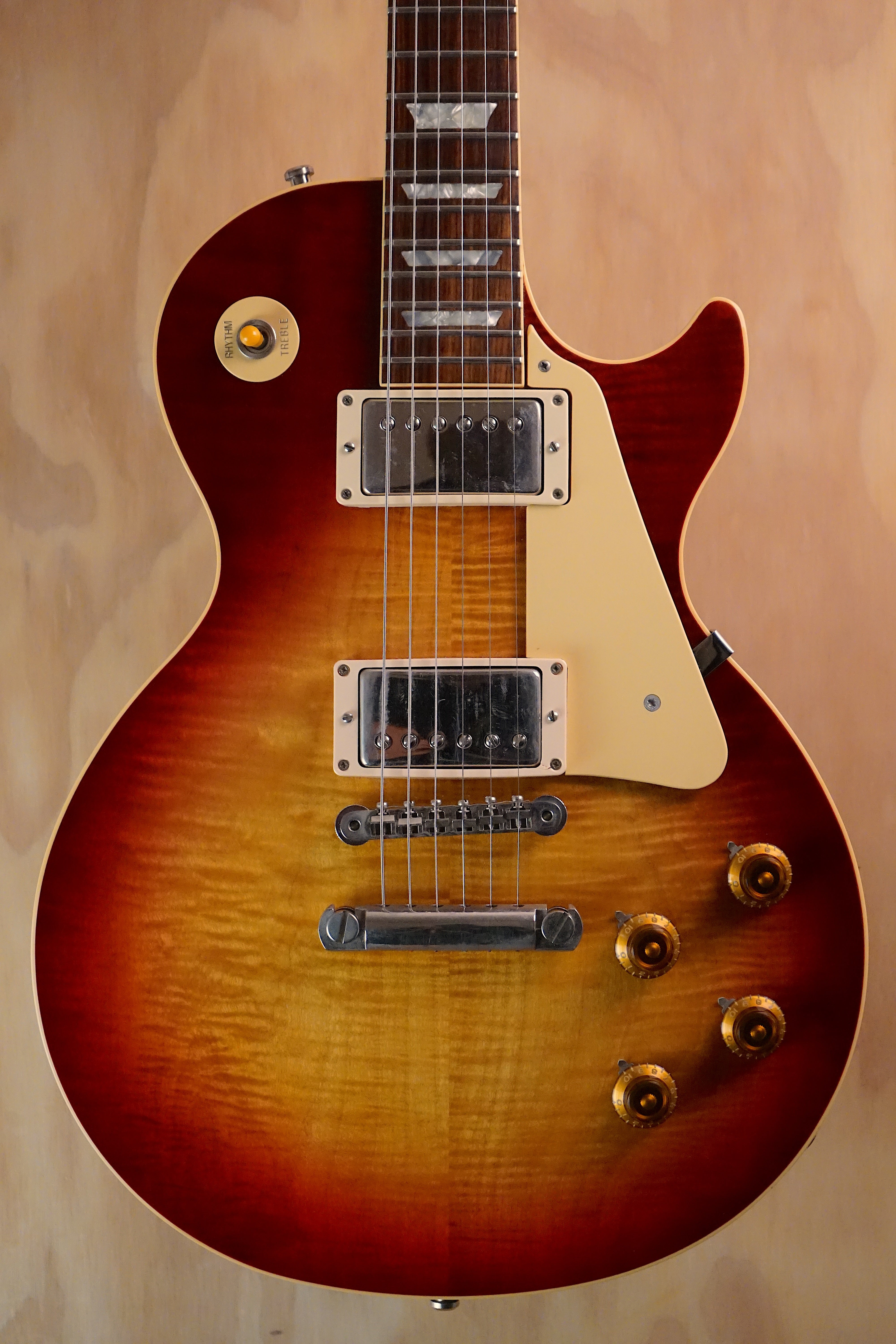1989 Gibson '59 Les Paul Reissue “Pre-Historic” Cherry Sunburst, (Used, Comm)