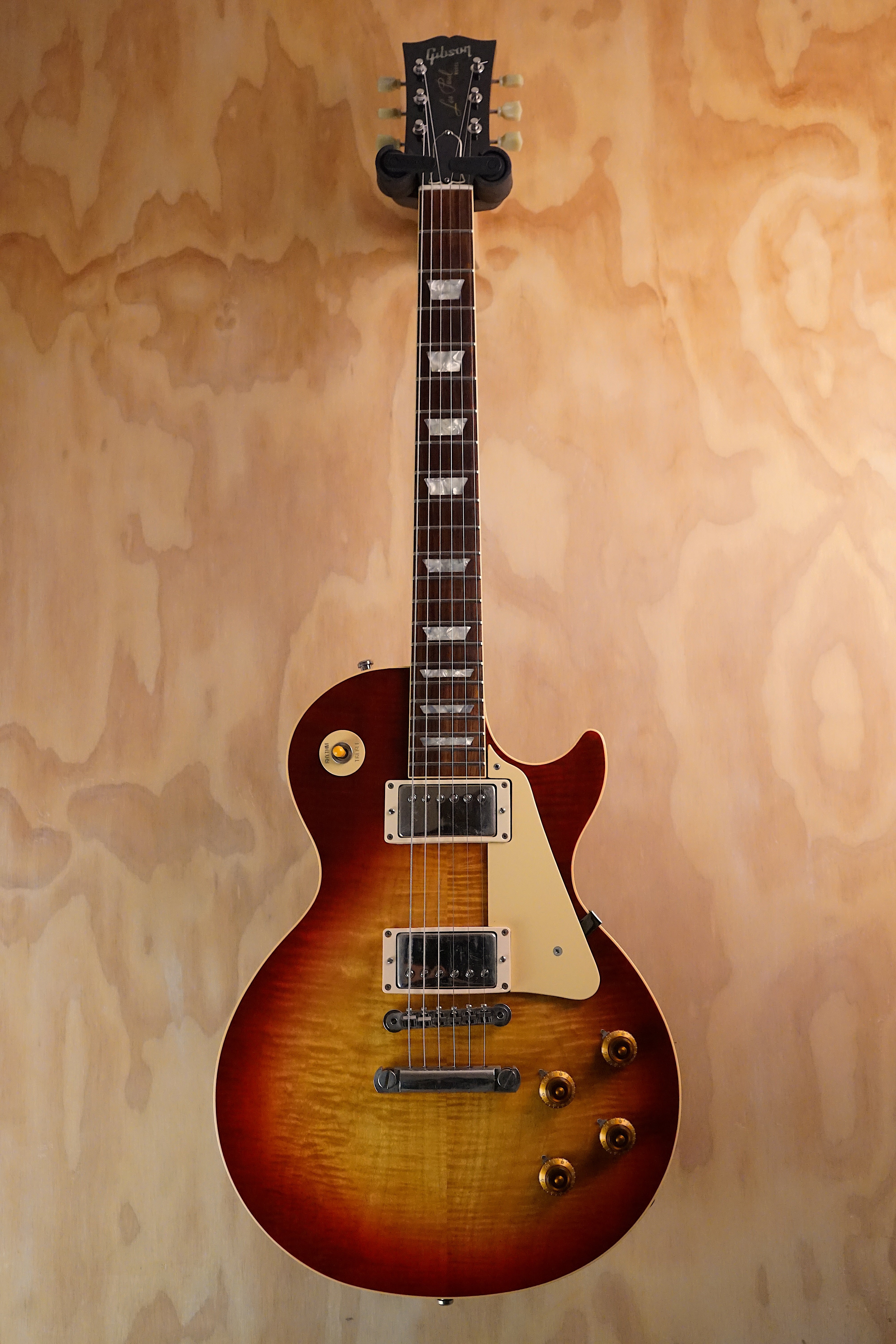1989 Gibson '59 Les Paul Reissue “Pre-Historic” Cherry Sunburst, (Used, Comm)