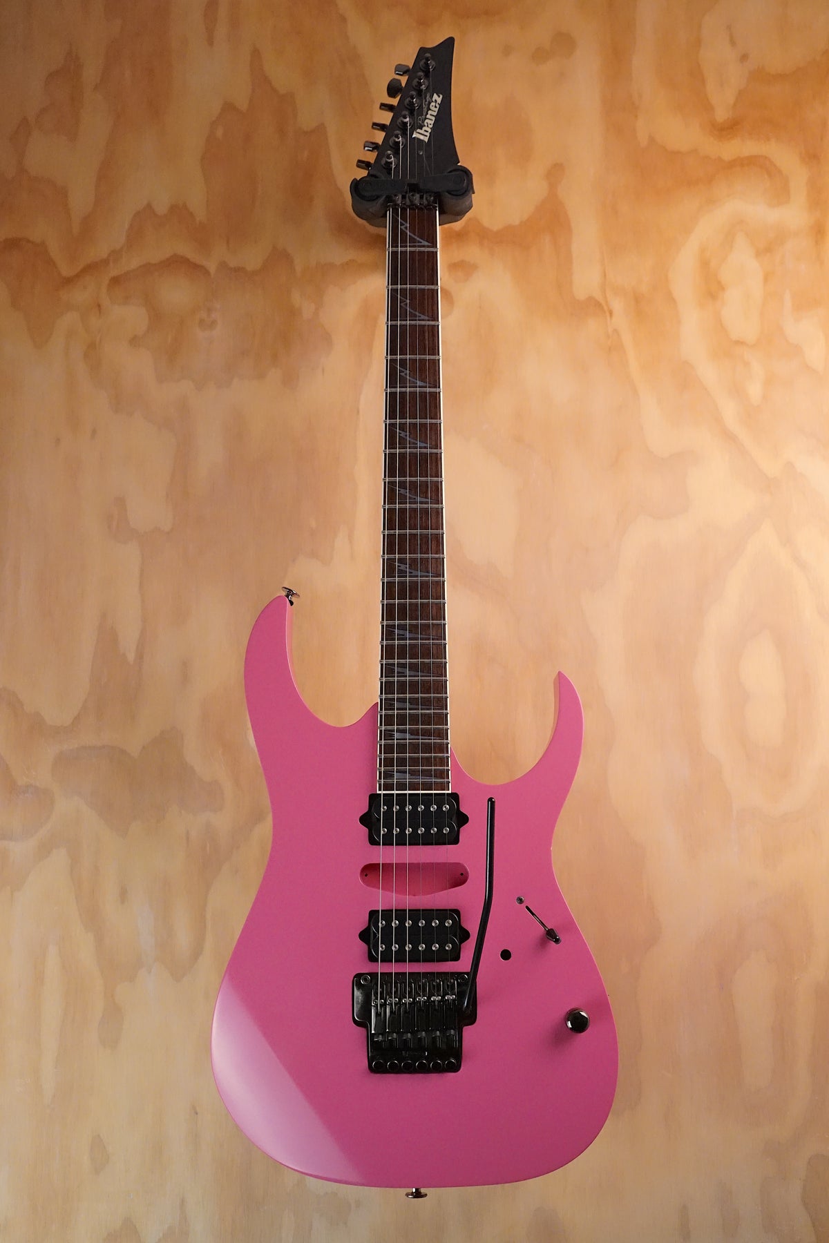 Ibanez RG2570E Prestige Matte Pink, (Used, Comm)