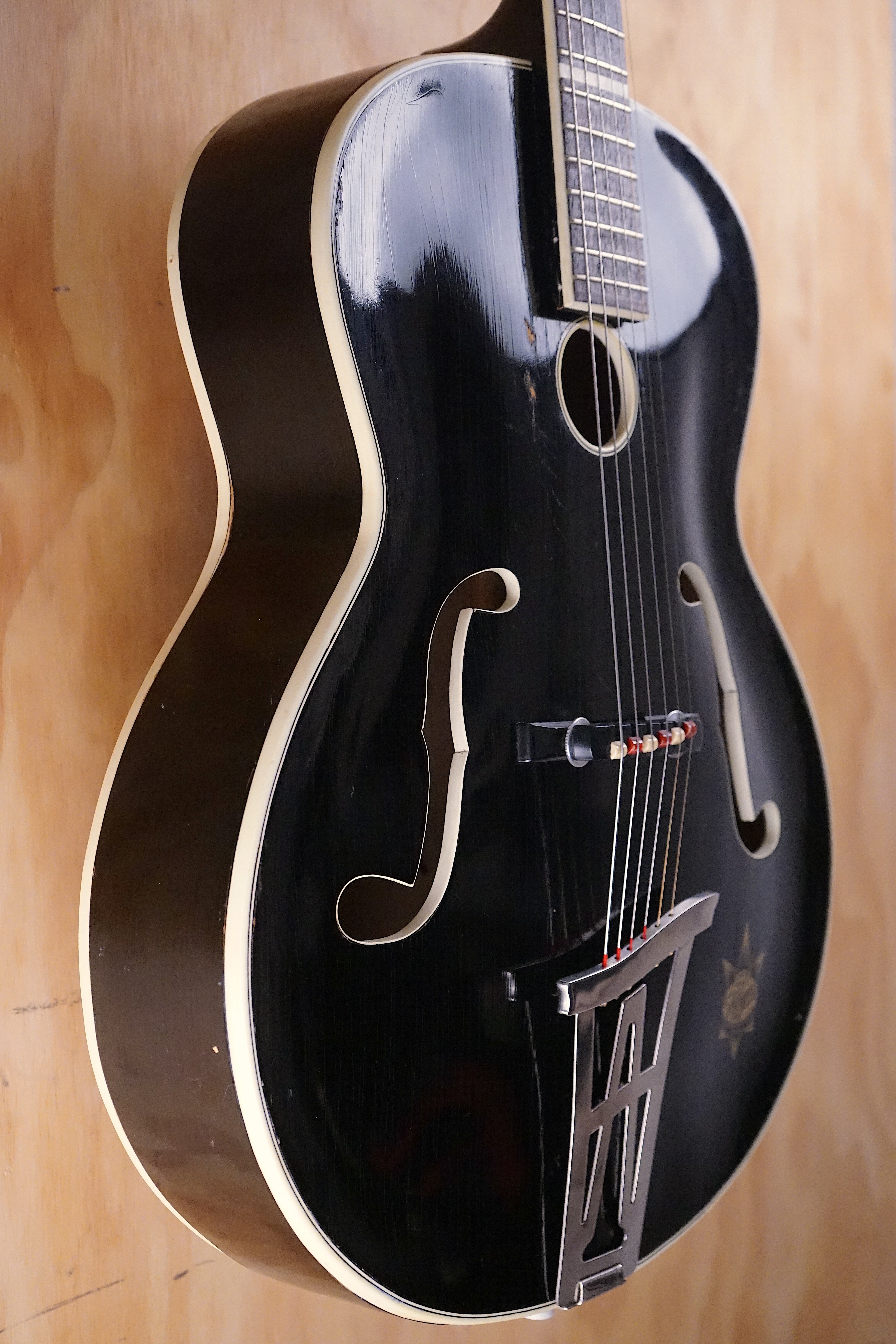 1950s Arnold Hoyer “Herr im Frack” in Black Hollow-body Guitar, (Used) - Fair Deal Music