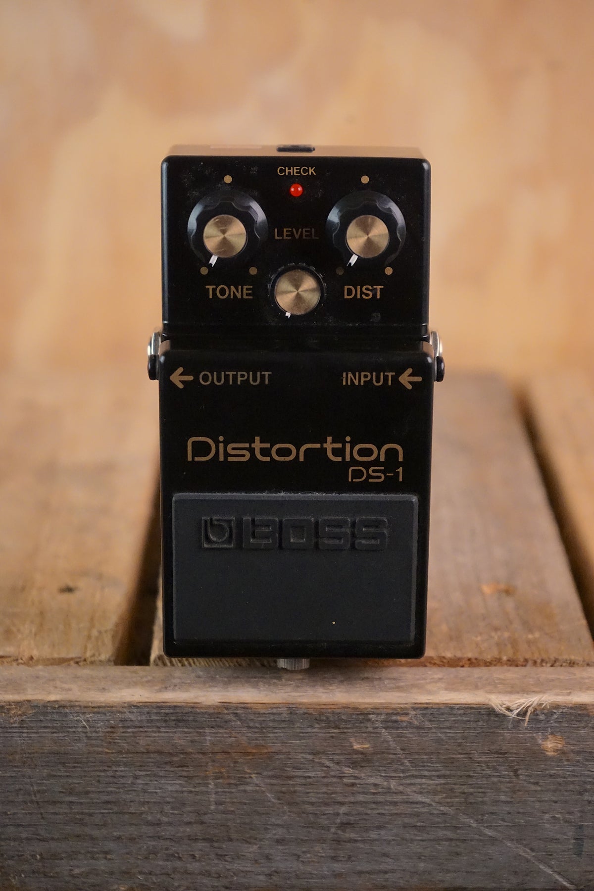 BOSS DS-1 4A 40th Anniversary Black Distortion Pedal – Used - Fair Deal Music