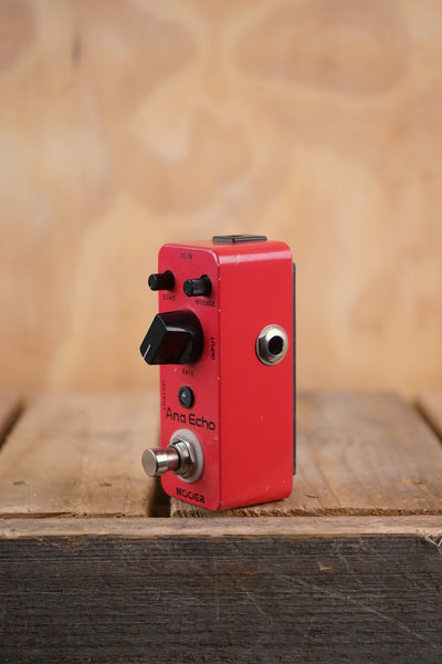 Mooer Ana Echo Analogue Delay Pedal – Used