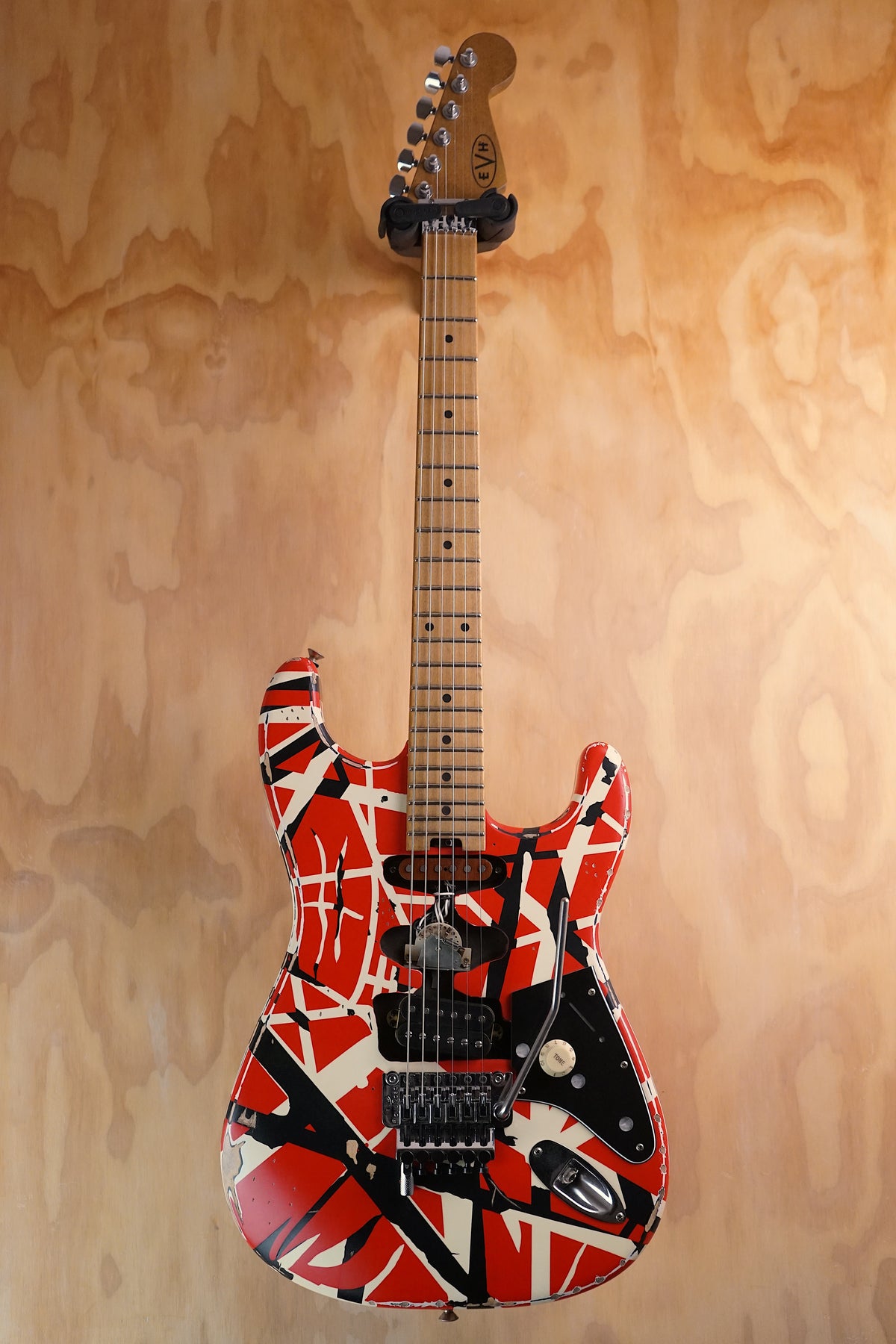 EVH Striped Series Frankie Red/White/Black Relic, (Used)