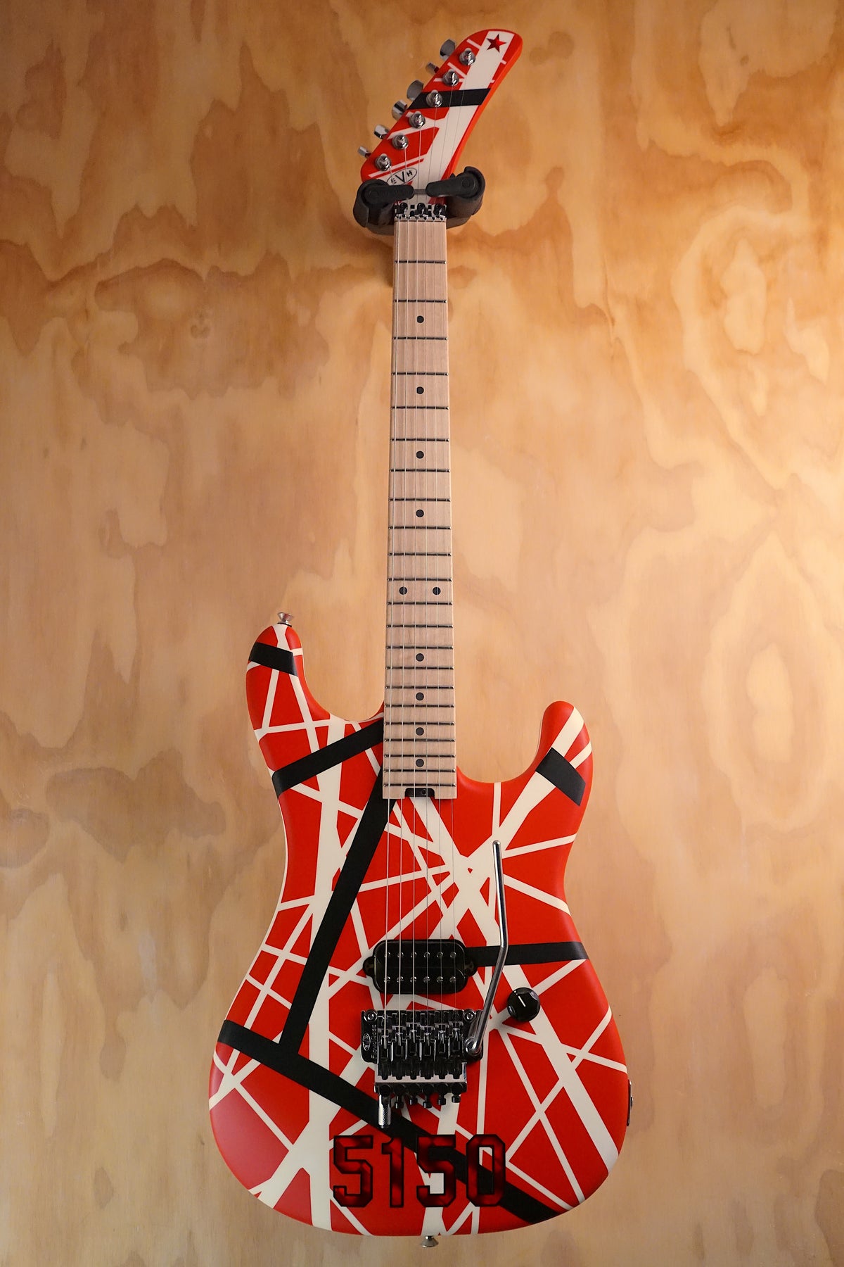 EVH Striped Series 5150 Red/Black/White, (Used)