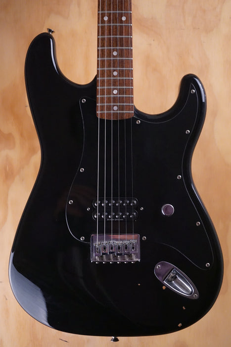 Squier Tom DeLonge Stratocaster in black, (Used)