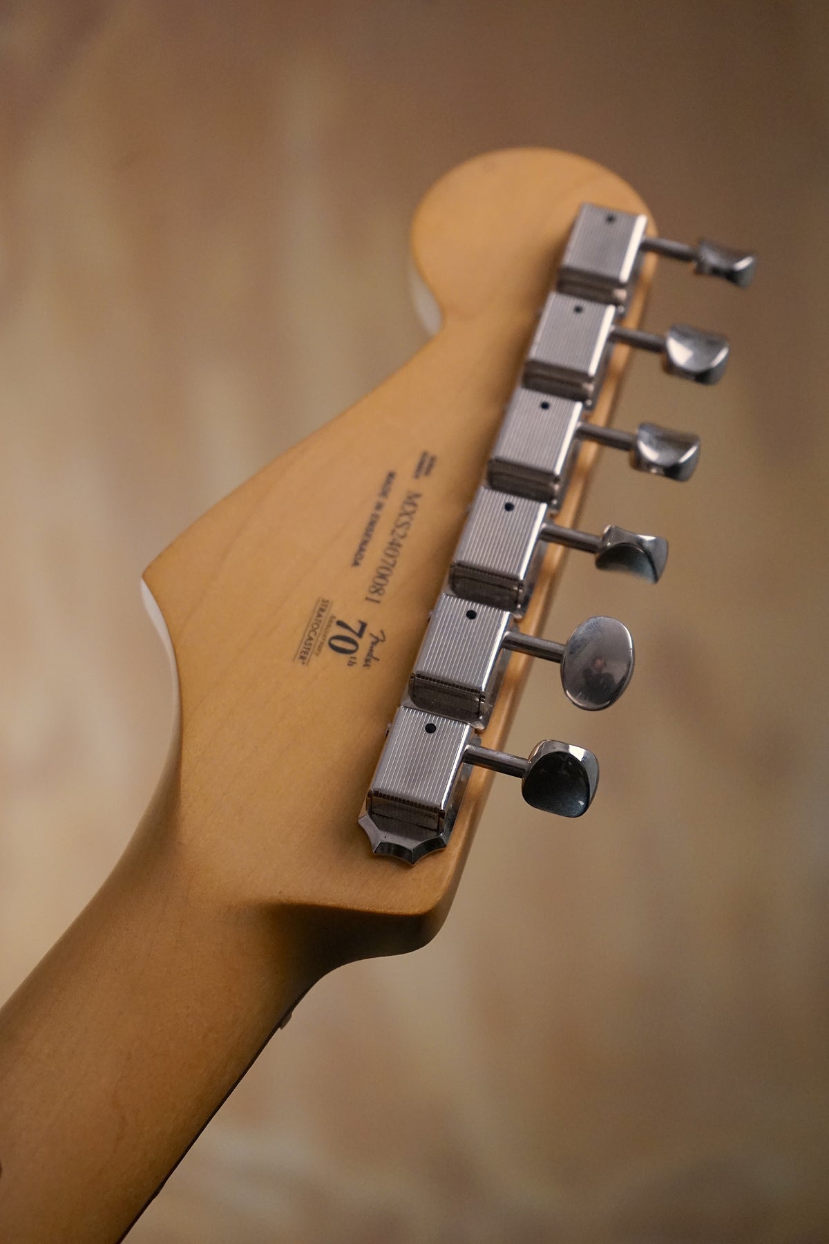 Fender Limited Edition Player II Stratocaster Sparkle 3-Colour Sunburst, (Used)