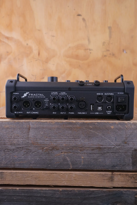 Fractal Audio FM3 paired with the FC-6 Foot Controller, (Used) - Fair Deal Music