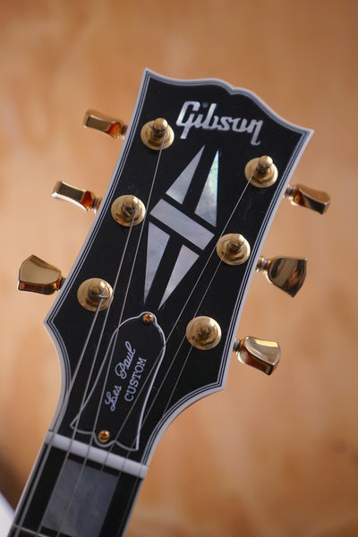 Gibson Custom Shop Les Paul Custom Quilt in Honey Burst Electric Guitar, Nearly New - Fair Deal Music