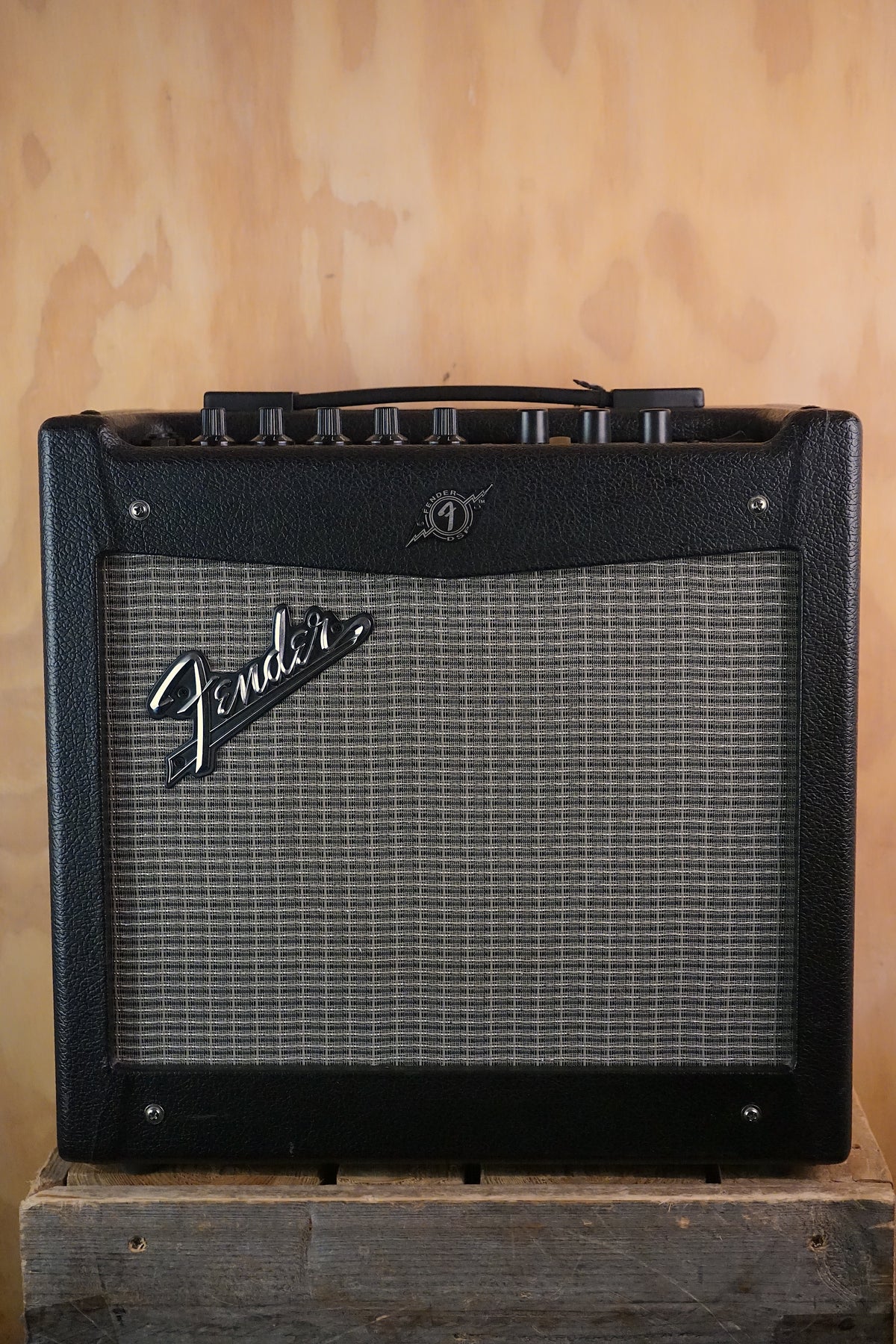Fender Mustang I 20W Modelling Guitar Combo, (Used)