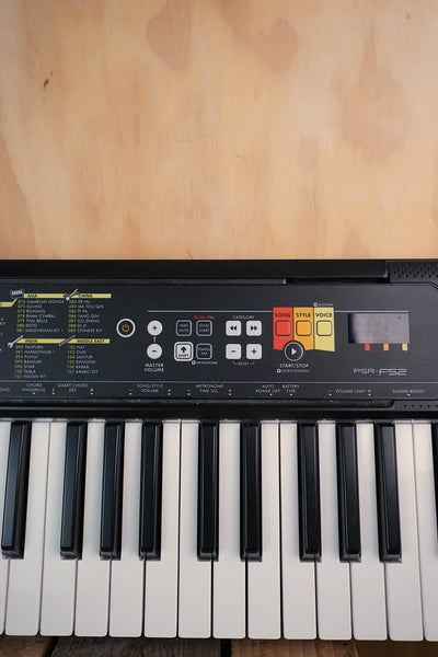 Used Yamaha PSR F-52 Keyboard