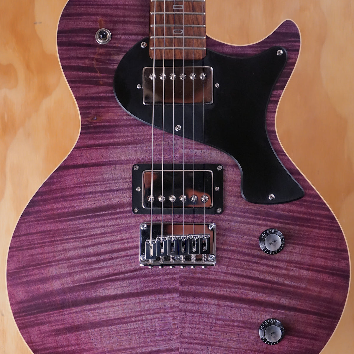 PJD Limited Edition Carey Elite in Highland Purple, (Used) — Fair