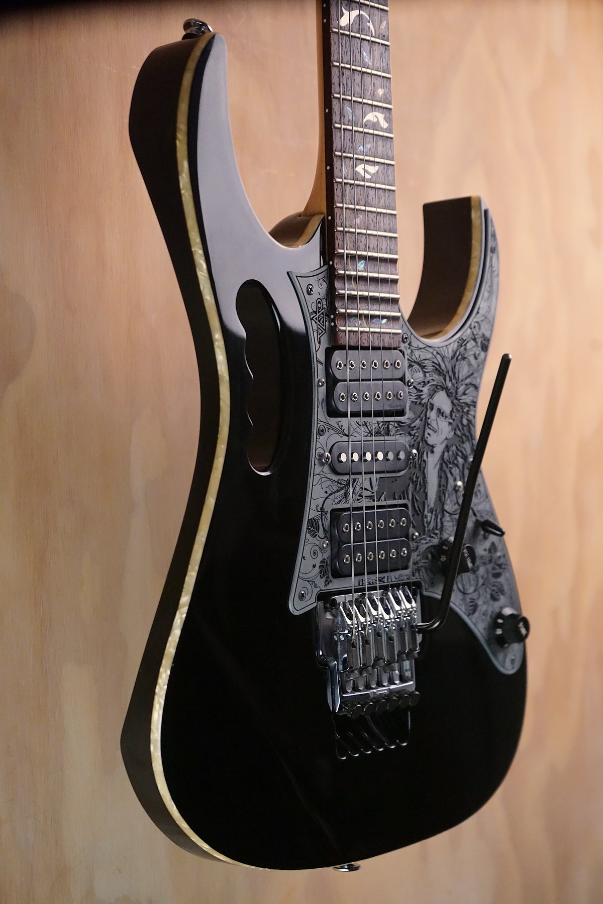 Ibanez JEM77V-BK Steve Vai Signature Black, (Used, Comm)