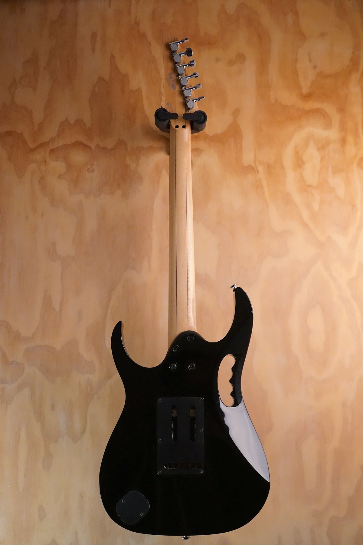 Ibanez JEM77V-BK Steve Vai Signature Black, (Used, Comm)