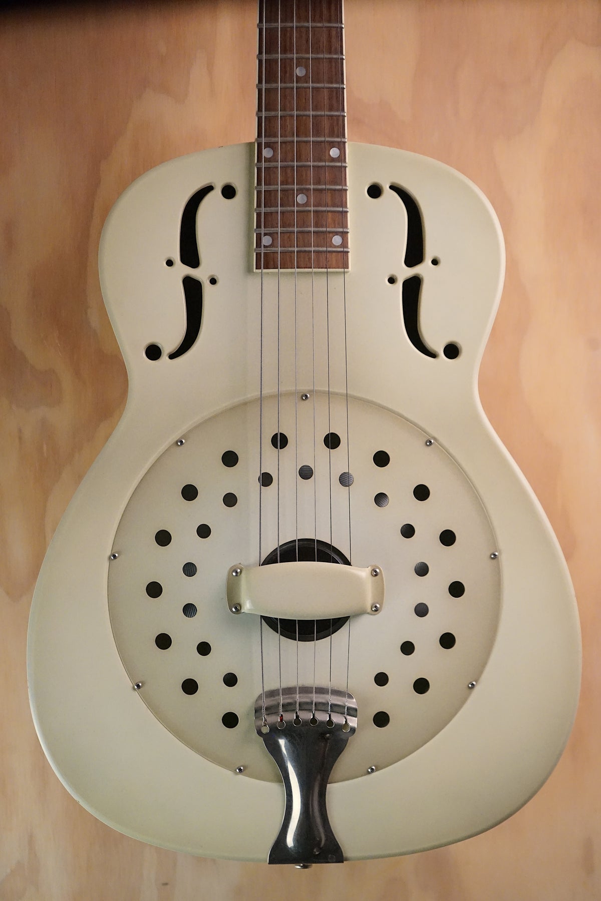 National Reso-Phonic 14-Fret Collegian Aged Ivory, (Used)