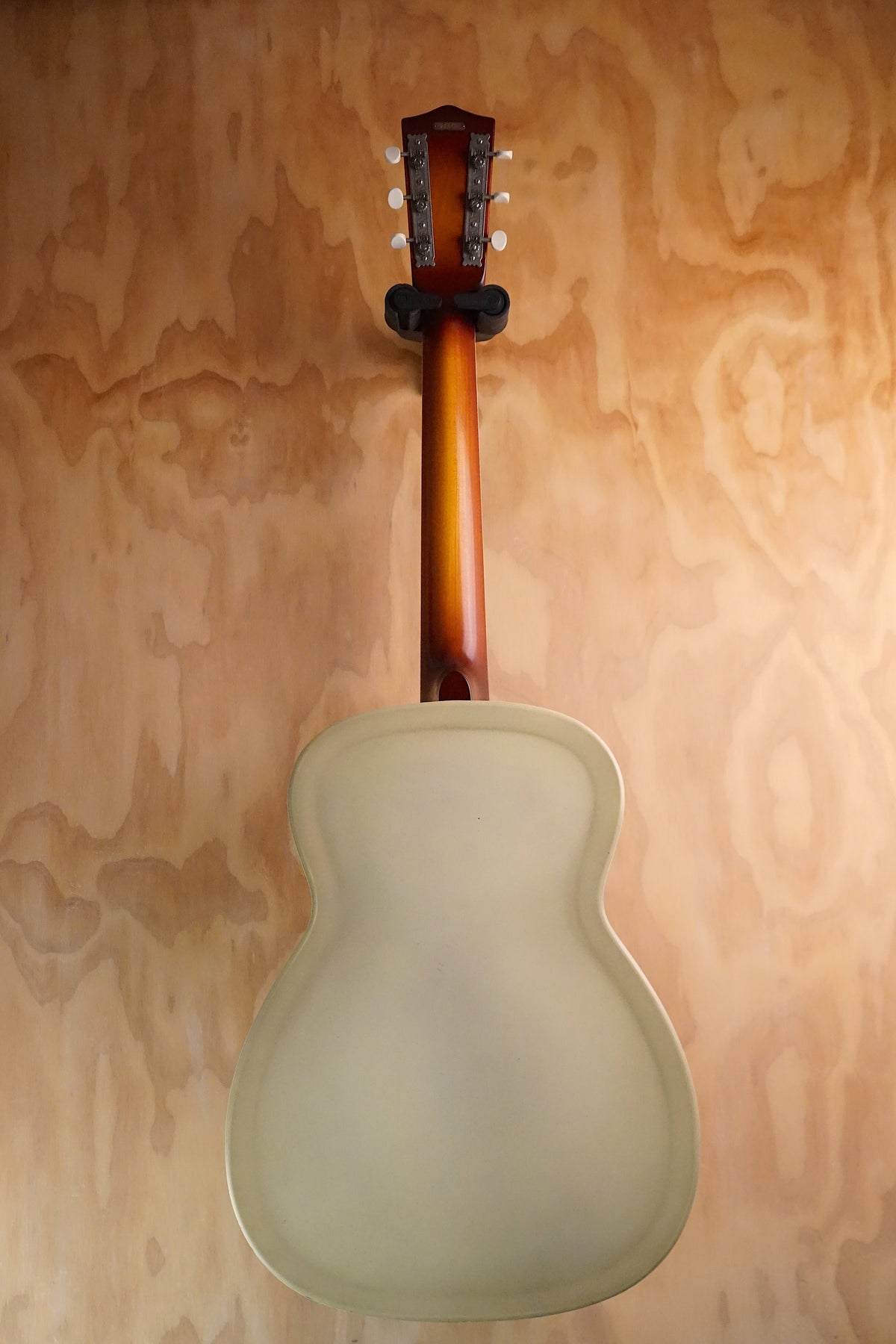 National Reso-Phonic 14-Fret Collegian Aged Ivory, (Used)