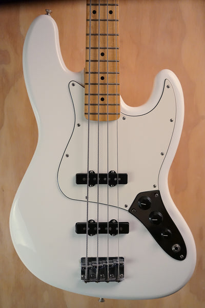 Fender Player Jazz Bass Polar White Maple, (Used)